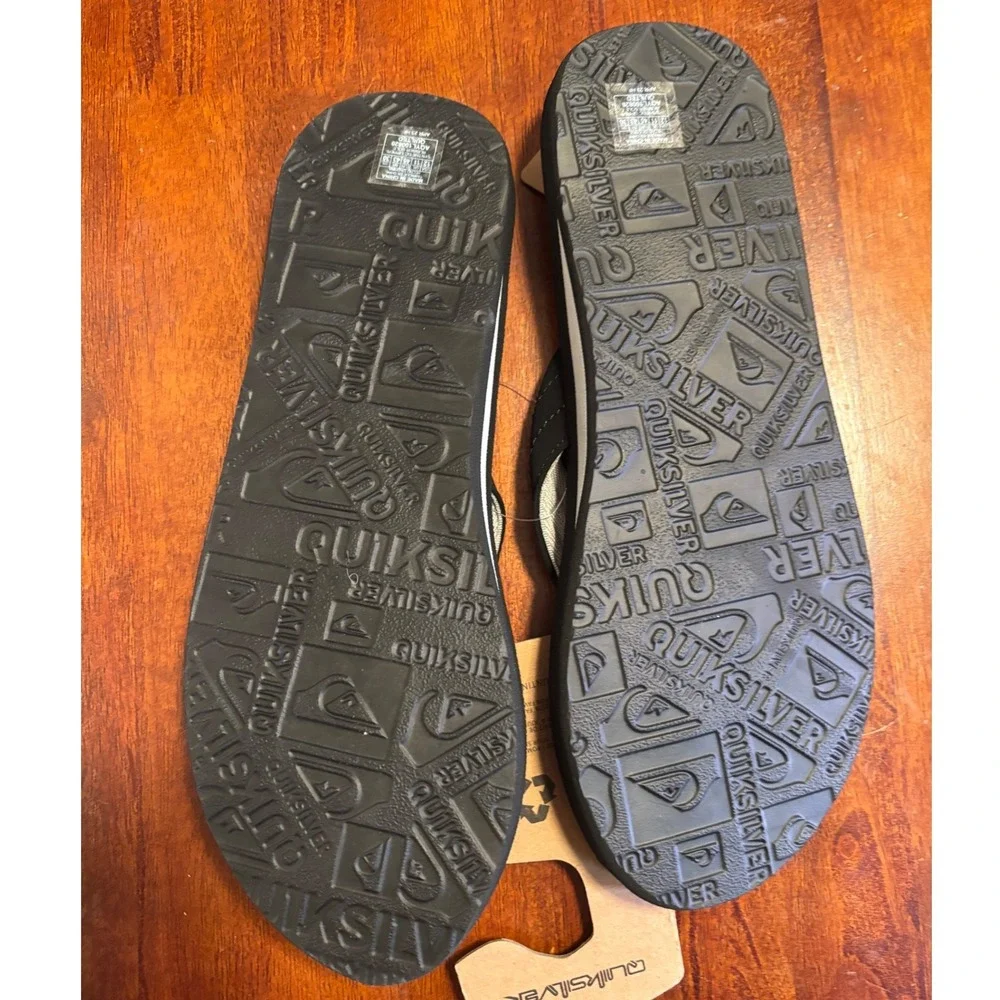 Quiksilver quilted flip